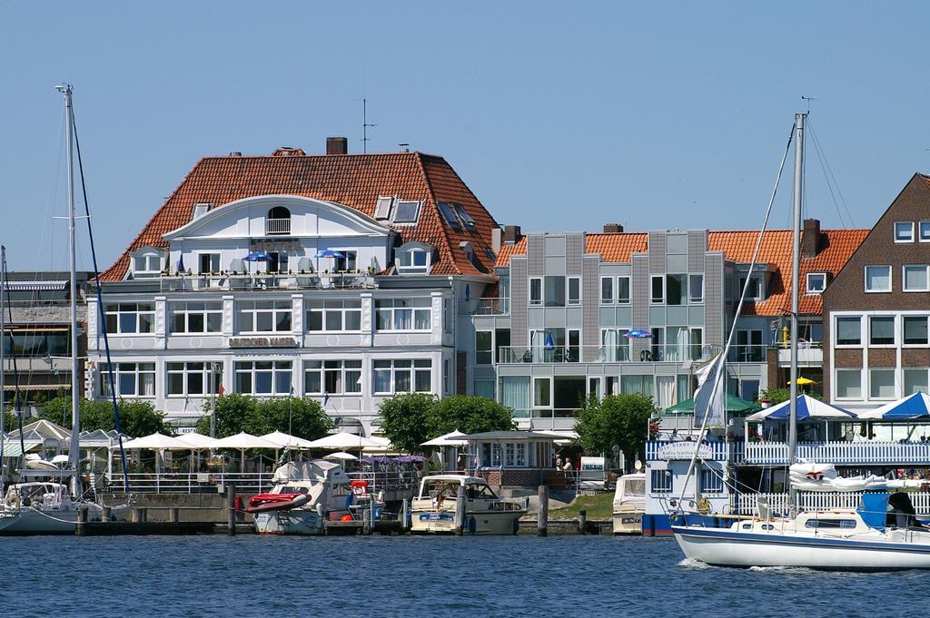Hotel Deutscher Kaiser Lübeck Exterior foto